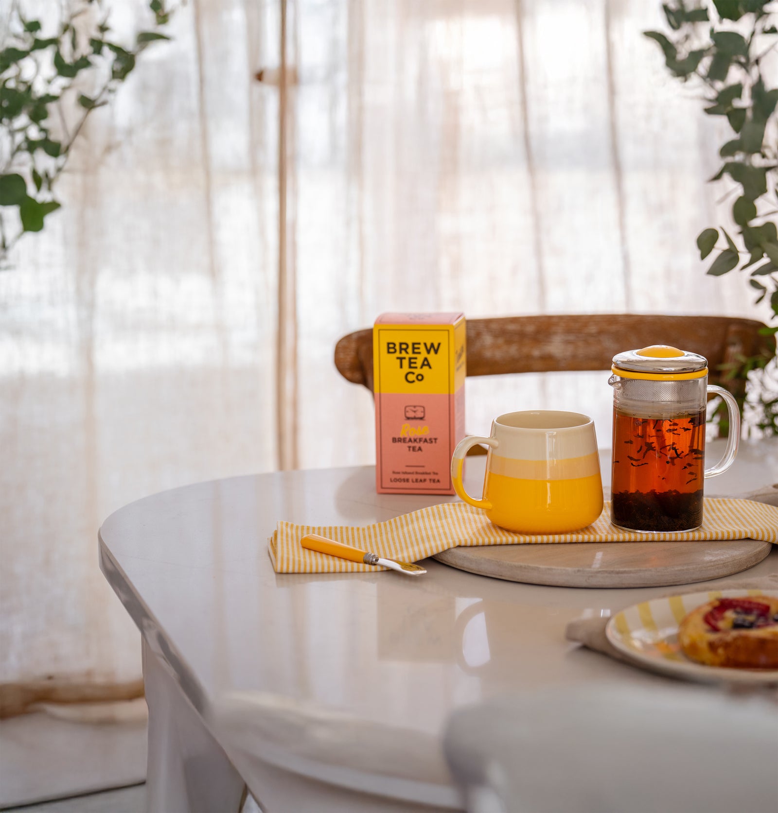 Rose Twisted Breakfast Tea